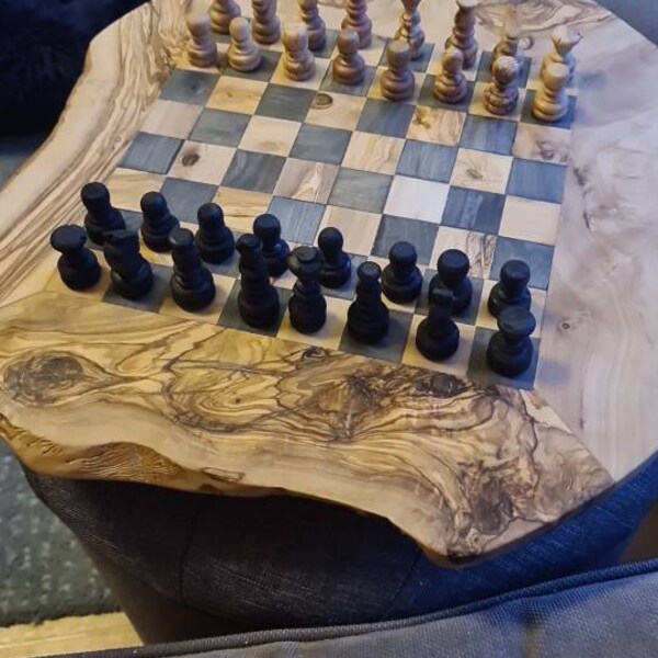 Premium Solid Wood Chess Set for Competitive Play