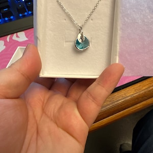 Hetty added a photo of their purchase