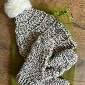 Kaye added a photo of their purchase