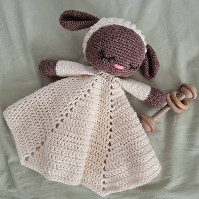 Safyre Crochet Set