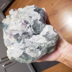 White mother-of-pearl chips | Supplier Wholesaler Stone Natural