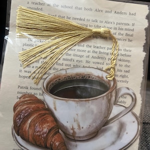 Zamira added a photo of their purchase