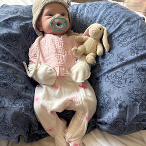 Rosa-mae added a photo of their purchase