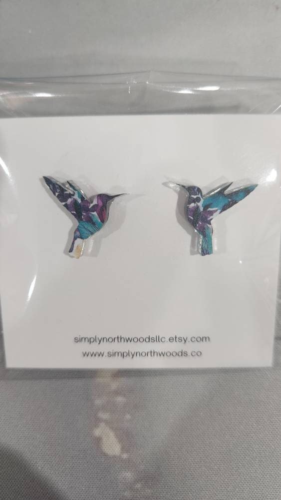 Hummingbird earrings stud, floral earrings, small studs, birthday gift for grandma, bird studs, bird lover gift, hummingbird jewelry, floral