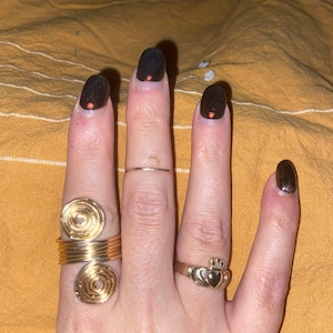 Ashleigh added a photo of their purchase