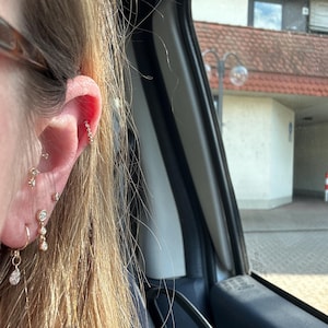 Leoni added a photo of their purchase