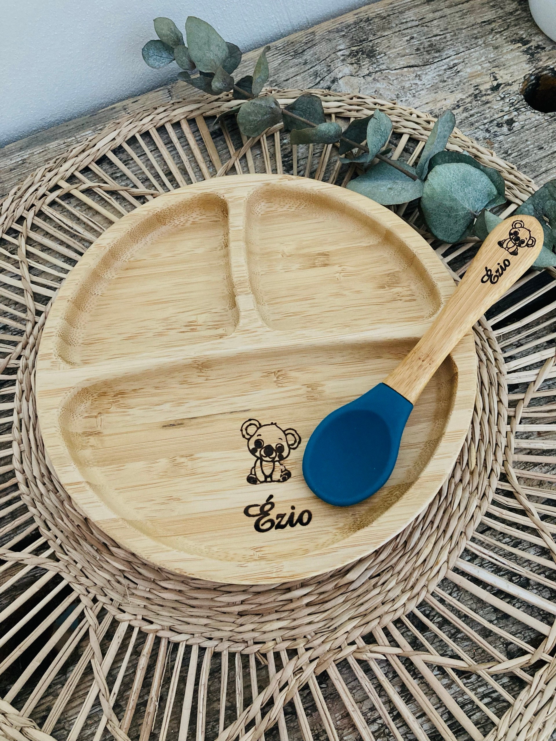 Personalized baby plate in bamboo wood (laser engraving)