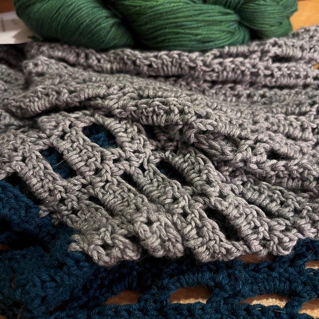 簡単なブランケットラップショールのかぎ針編みパターン、簡単なケープ