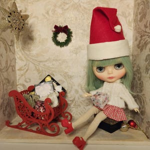 Leticia added a photo of their purchase