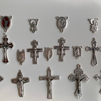 ITALY 6 Rosary Crucifix & 6 Rosary Centerpiece 12 Piece Set / Sacred ...