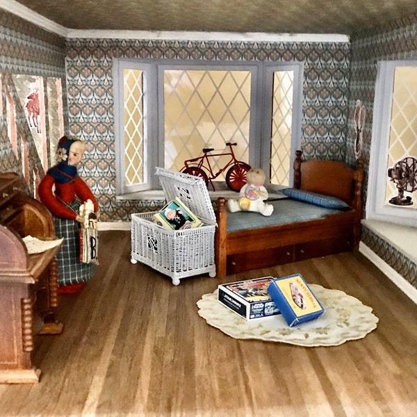 Star Wars Millennium Falcon Spaceship Box Dollhouse Miniature 112