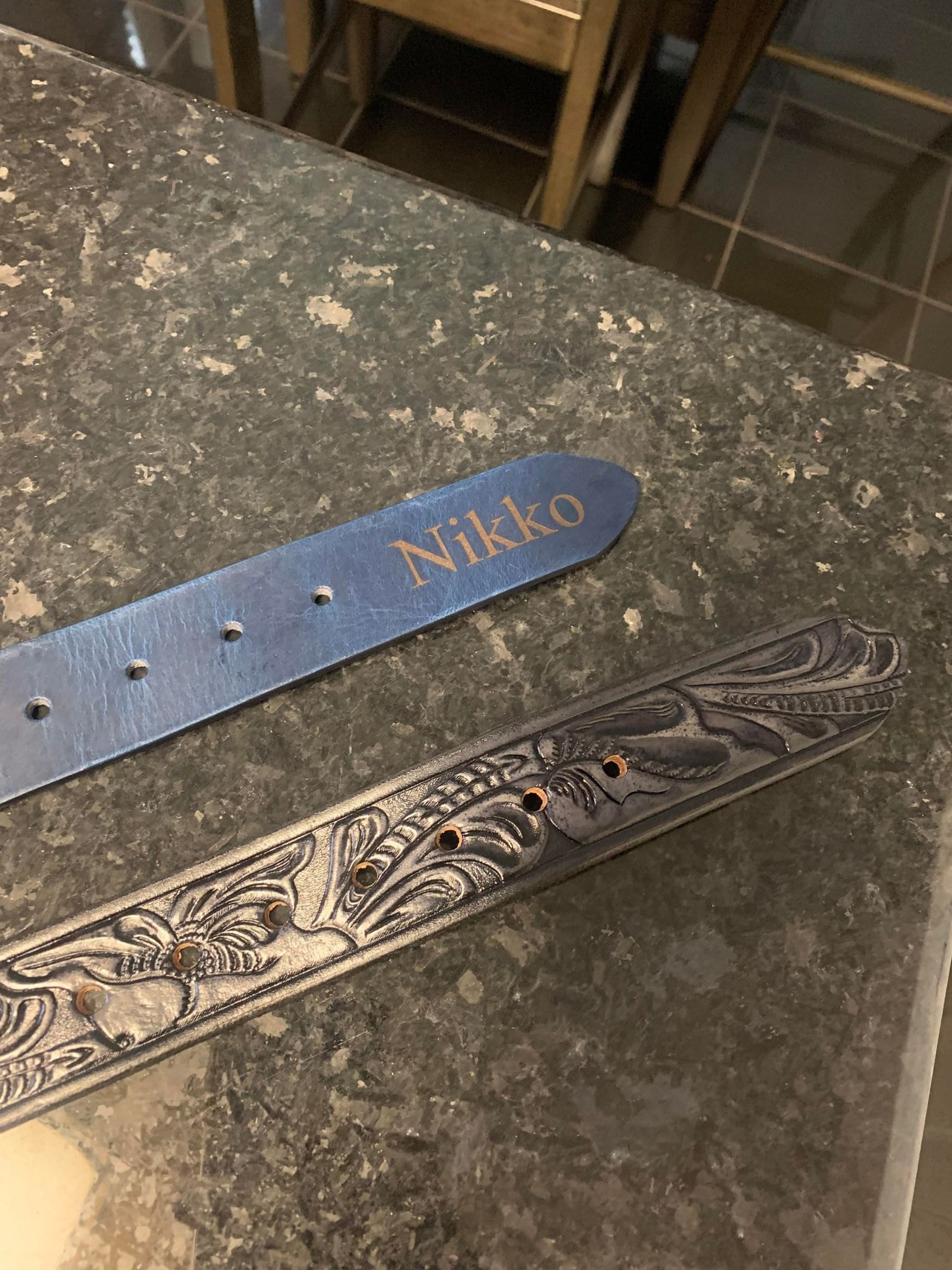 Name Belt. Western Design NBT929 - Belt is 1 1/2&quot; wide - Includes name in center back, removable utility buckle & leather keeper