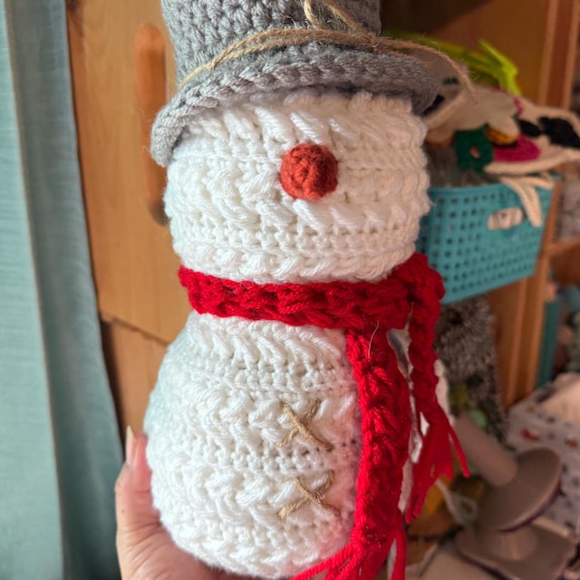 A customer's finished Wheat Stitch Snowman Crochet Pattern