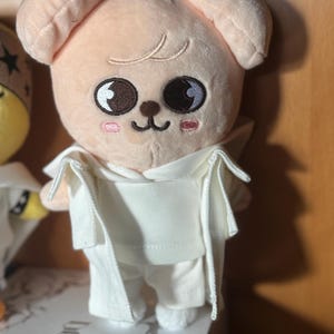 HOP Stray Kids、ウォーキング・オン・ウォーター Skzoo 衣装、OT8
