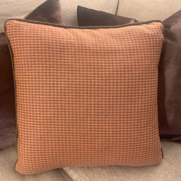 Beautiful view of Designer Throw Pillow Covers With Piping