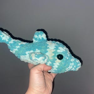 かぎ針編みのイルカのパターン - あみぐるみイルカ海の生き物のかぎ針