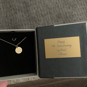 DAINTY CLOVER NECKLACE