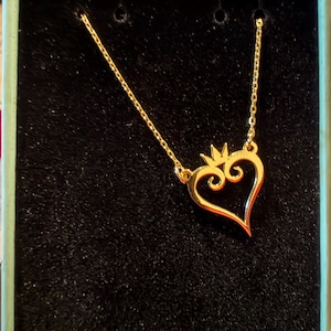 Uriel added a photo of their purchase