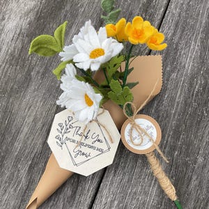 Sehlla Malik added a photo of their purchase