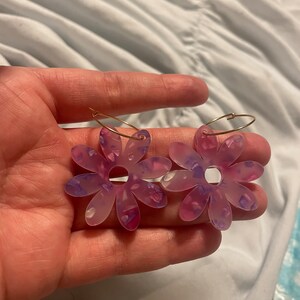 ラベンダーヘイズ フローラル ローラ フープピアス - Etsy 日本
