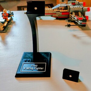 レゴ スターウォーズ 7140/7142 X-ウイング・ファイター用ディスプレイ
