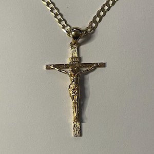 Felipe added a photo of their purchase