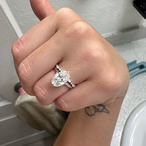 Jasmine added a photo of their purchase