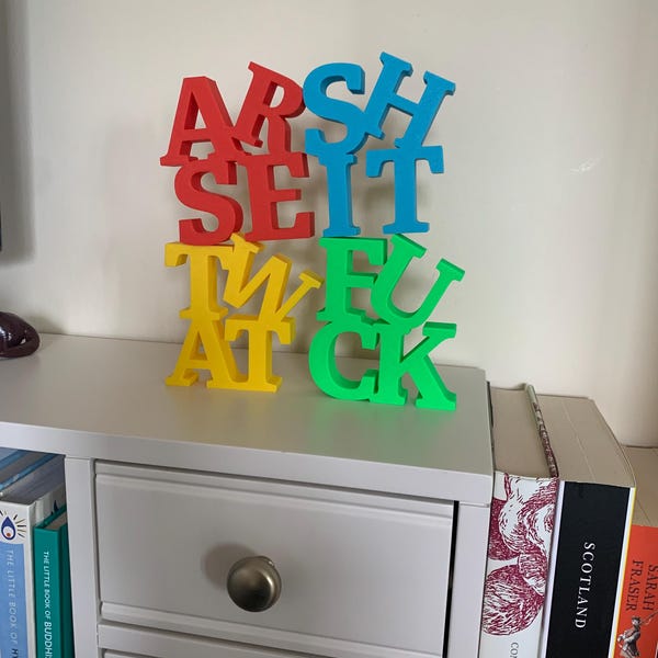Funny 3D Toilet Sign – Modern Silver Plastic Door Plaque For Bathroom (Men & Women)