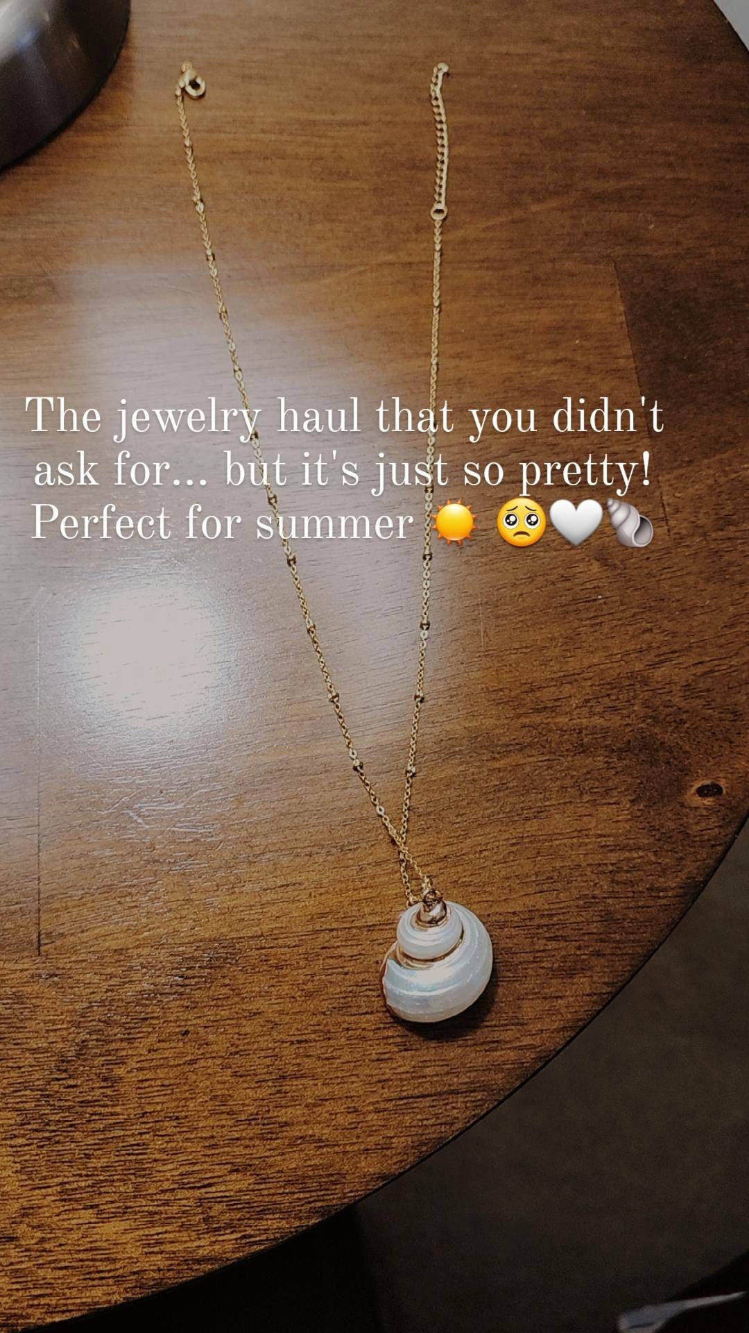 Natural Seashell Necklace, Boho Jewelry, Seashell Pendant Necklace, Cowrie Adjustable Necklace, Beach Wedding, Ocean Jewelry