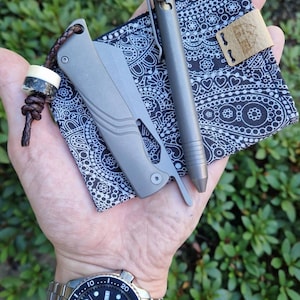Pascal added a photo of their purchase