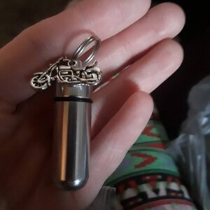 Kelsey added a photo of their purchase