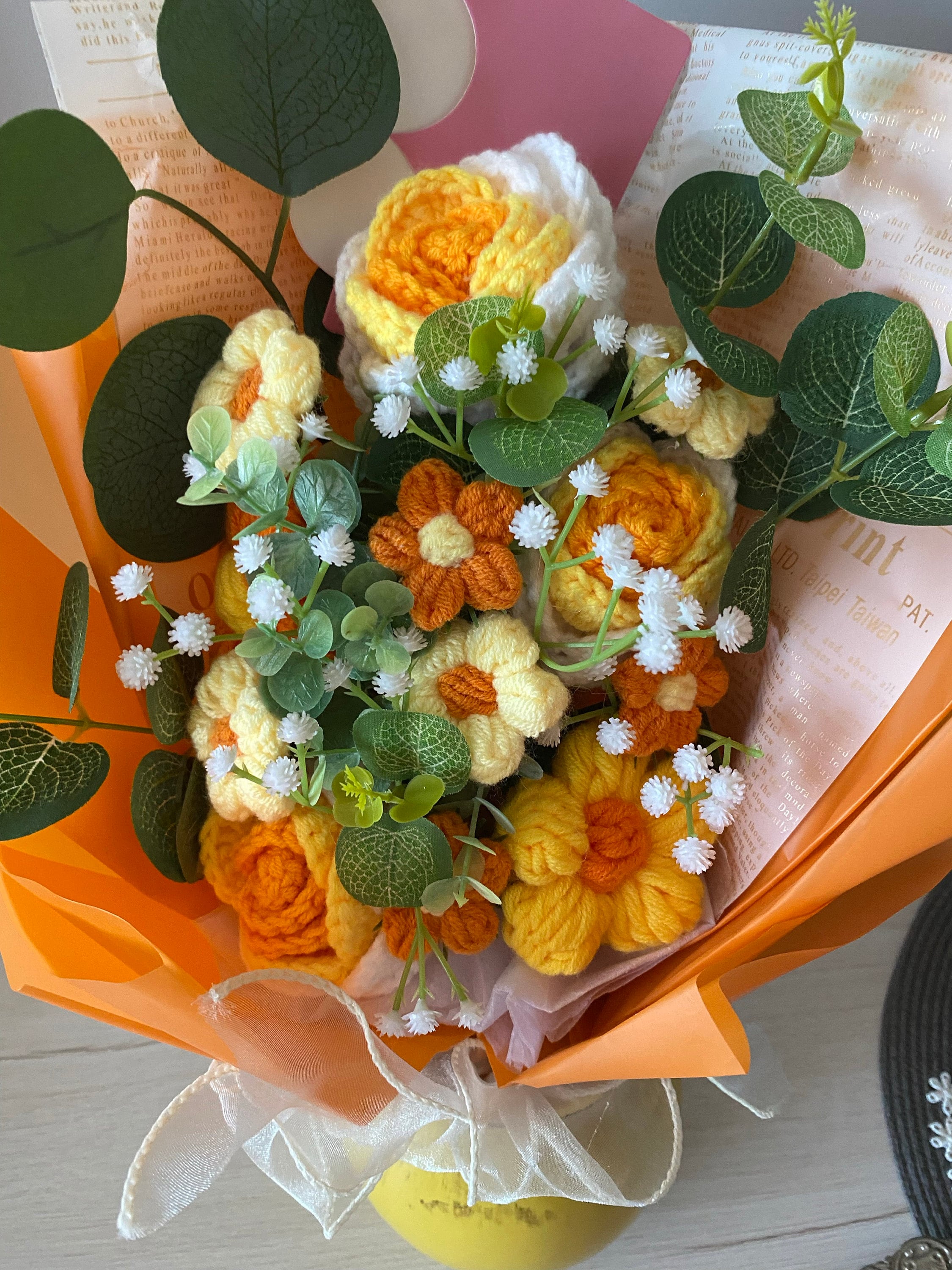 Handmade Crochet Bouquet, Bouquet for Anniversary/Birthday, Valentine&#39;s Day crochet Bouquet, Halloween gifts, Gifts for mom