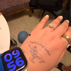 Taylor added a photo of their purchase