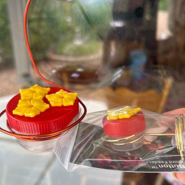 NEW Flower Single Hum-button™ With Lovely Window Spiral Holder Mini ...