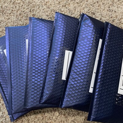 Bubble Mailers 2 ProLine 200 Poly Bubble Mailers - Padded Envelopes 8.5x12 Inches (Fits 8.5x11 Inside) - Pack Of Shipping Mailers 8.5x12 Bubble Mailers - Foto 2