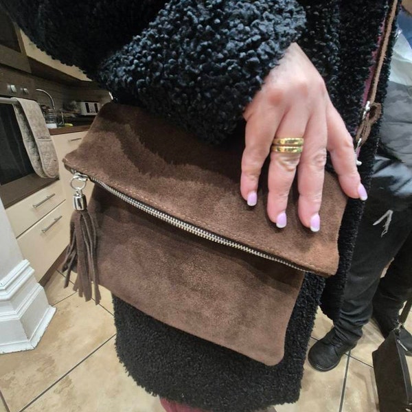 HOBO BAG 23 IN BEIGE SHEARLING