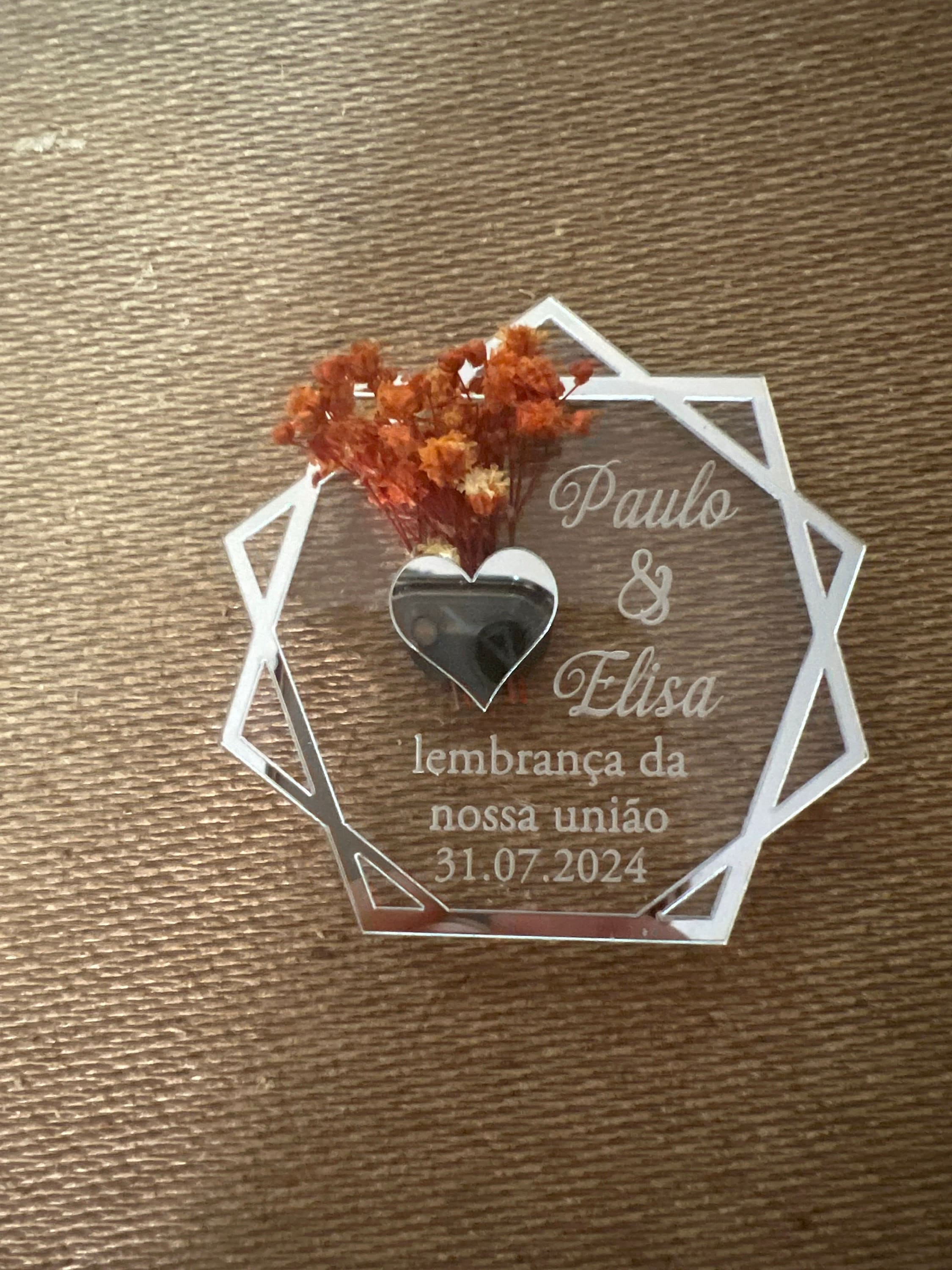 Wedding Magnet, Wedding Favors, Engagement Favors, Anniversary Favors, Plexiglass Magnet