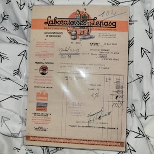 Davis added a photo of their purchase