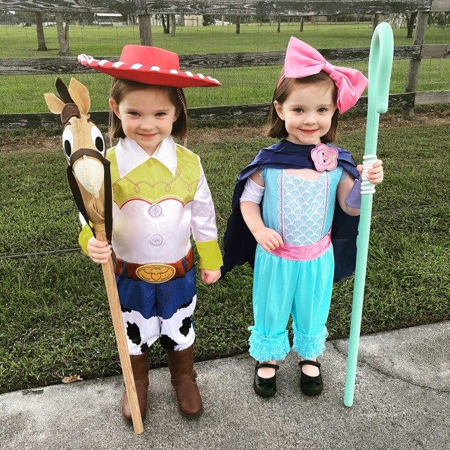 27 Best DIY 'Toy Story' Halloween Costumes: Forky, Woody, Buzz, Jessie, and  More