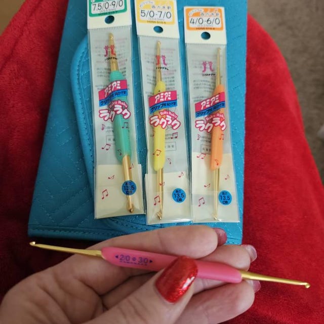 Hamanaka Raku Raku Soft Handle Crochet Hook (double End Grip) H250