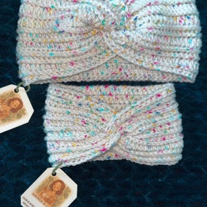 Lyndsi added a photo of their purchase