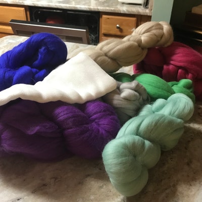 Merino Wool Roving Pack Bouquet Eight Colors, 1 Ounce Each High Quality ...