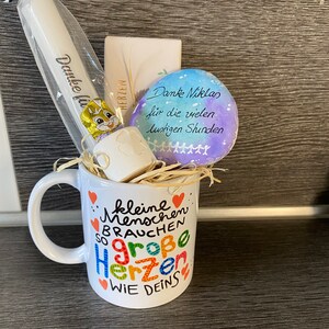 Tasse Mit Spruch „Kleine Menschen Brauchen Große Herzen“ – Perfekt Für Erzieher, Lehrer & Co.