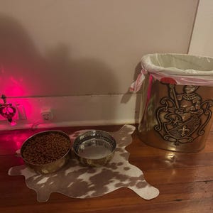 Victoria added a photo of their purchase