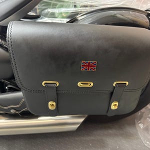 昌鋭 added a photo of their purchase