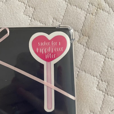 Quickest Way to A Man's Heart ACOTAR Sticker, OFFICIALLY LICENSED ...