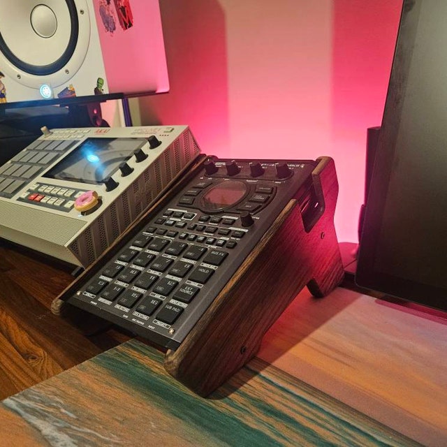 Roland SP-404 MKII用木製スタンド - Etsy 日本
