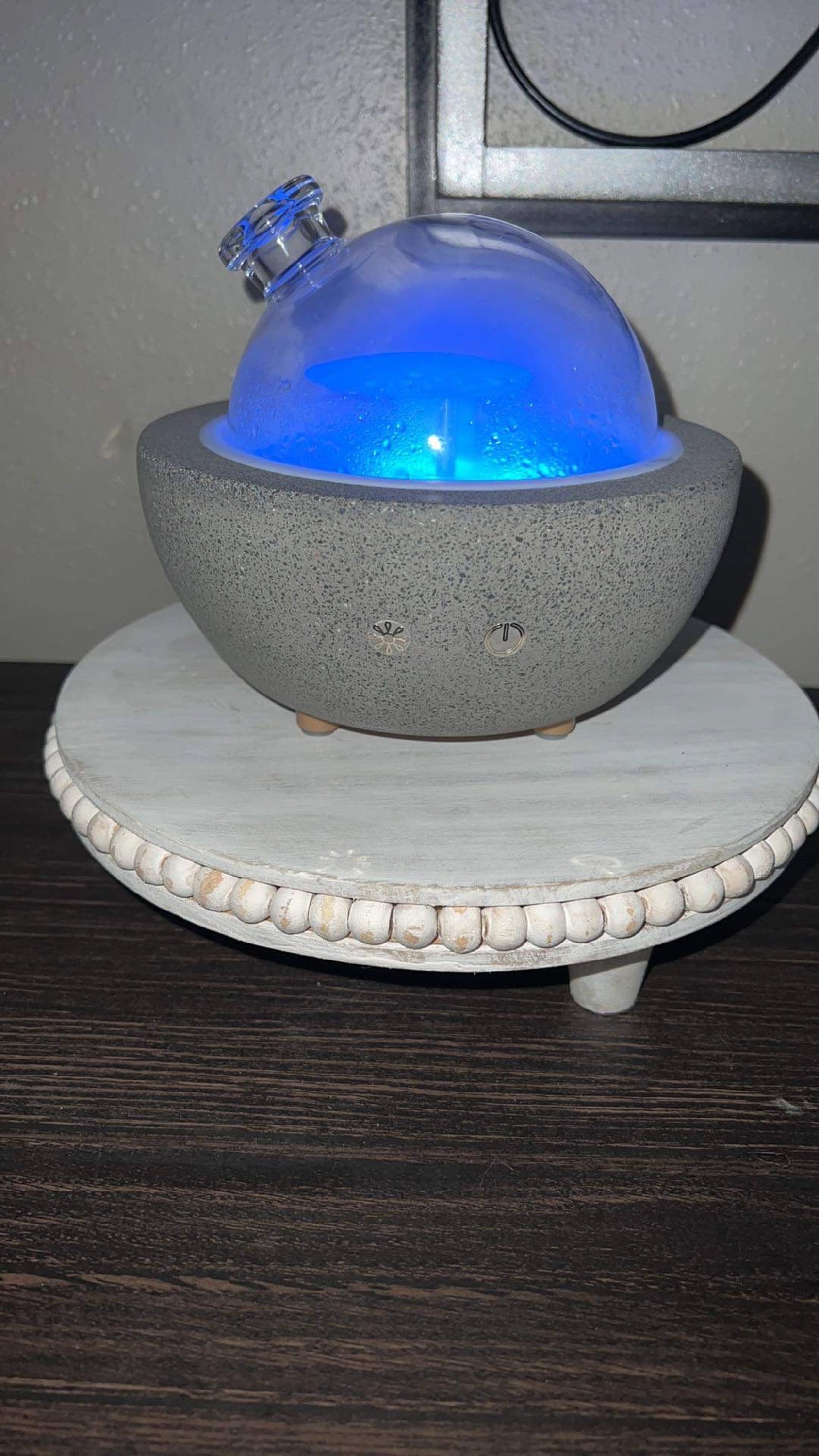 Black Ash Luna | Glass Dome & Speckled Concrete Diffuser | Essential Oil Diffuser