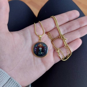 Queenie added a photo of their purchase