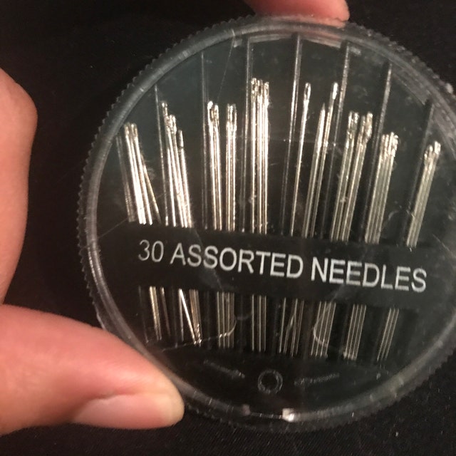 Hand Needle Compact - 30 Count